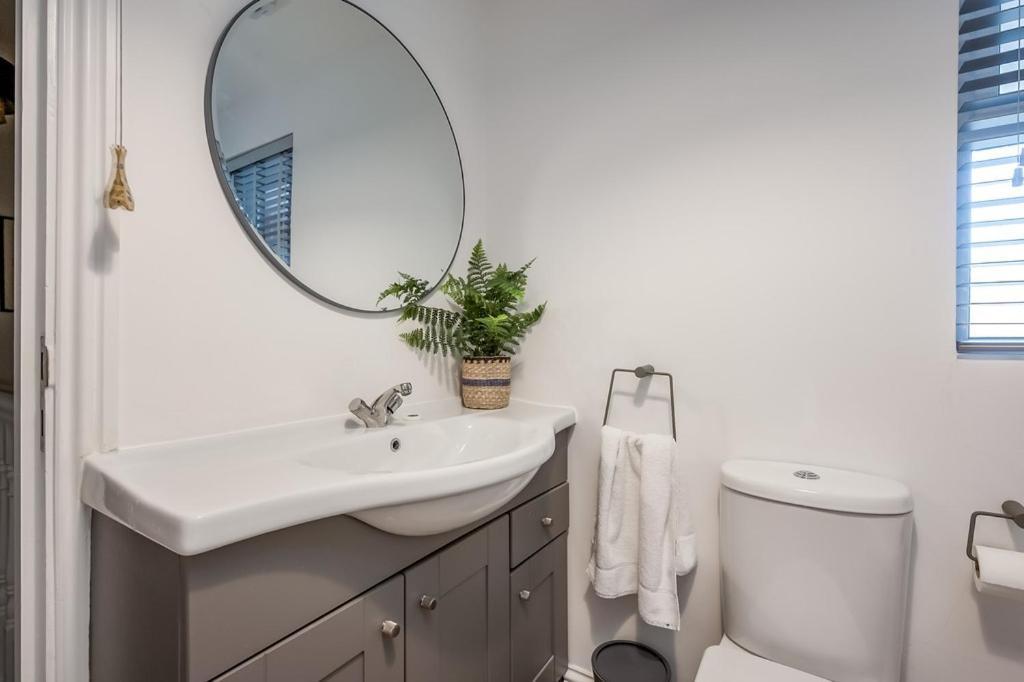 Central Belfast Apartments Chill R&R Bagian luar foto